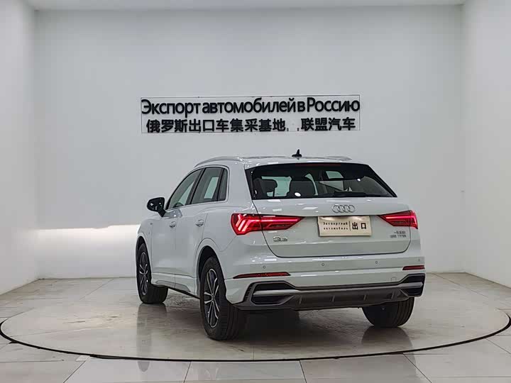 Фото 5 - Audi Q3