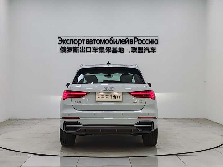 Фото 6 - Audi Q3