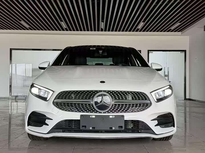 Фото 2 - Mercedes-Benz A-Class