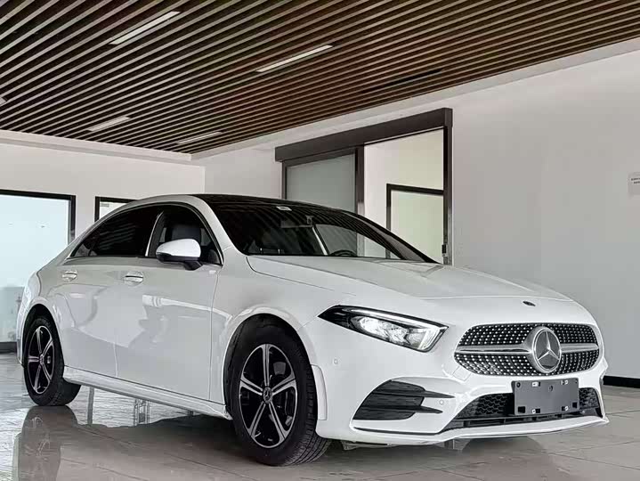 Фото 3 - Mercedes-Benz A-Class