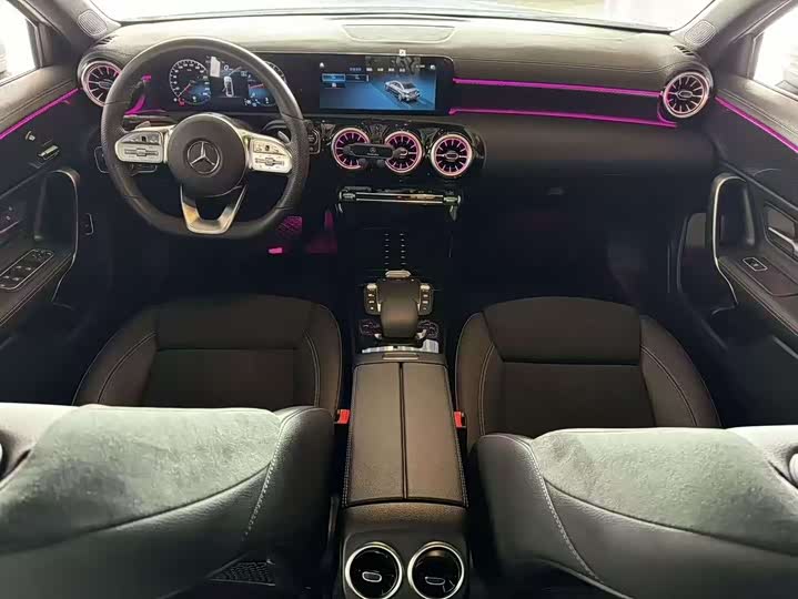 Фото 5 - Mercedes-Benz A-Class