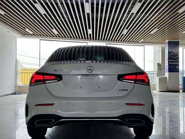 Фото 8 - Mercedes-Benz A-Class