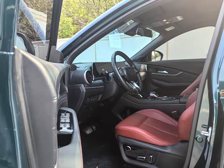 Photo 9 - Dongfeng Forthing T5 EVO