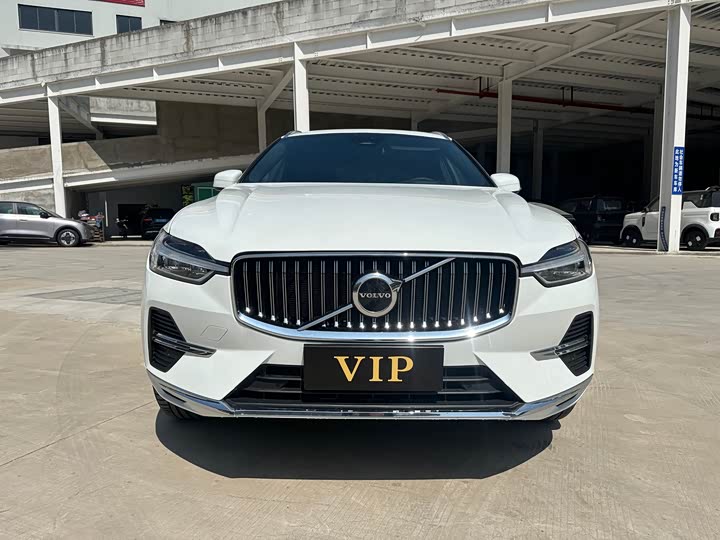 Фото 2 - Volvo XC60