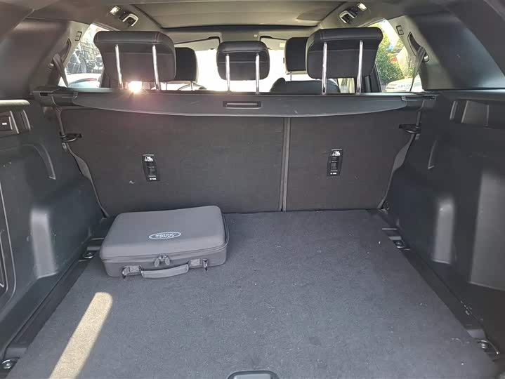 Фото 4 - Land Rover Discovery Sport Hybrid