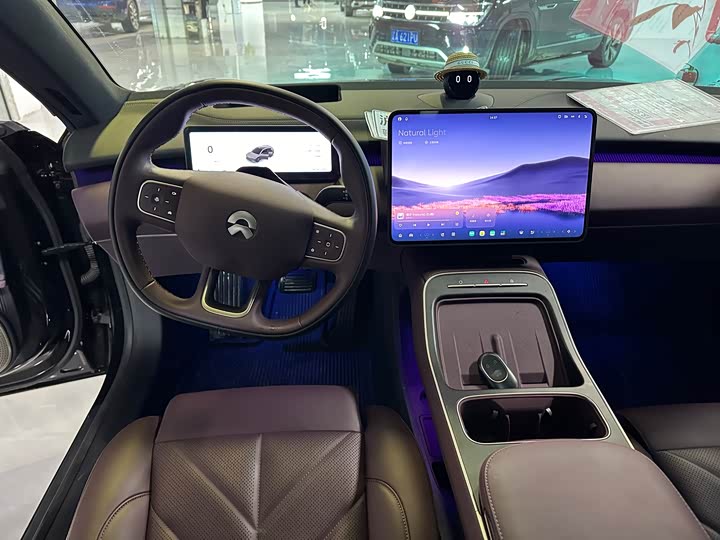 Фото 7 - Nio ET5T