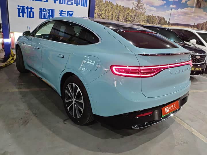 Фото 6 - Luxeed R7