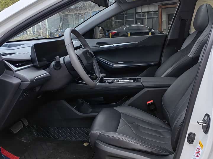 Photo 9 - Changan Raeton Plus