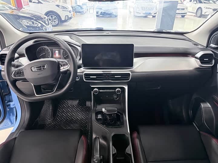 Фото 6 - Geely Coolray