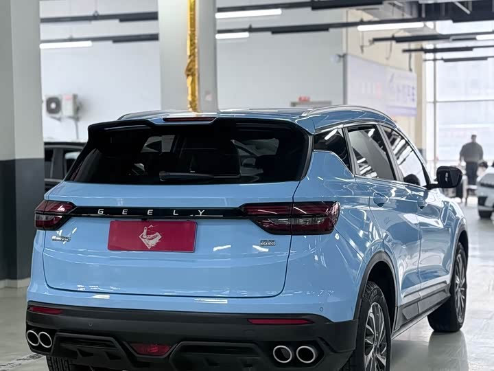 Фото 9 - Geely Coolray