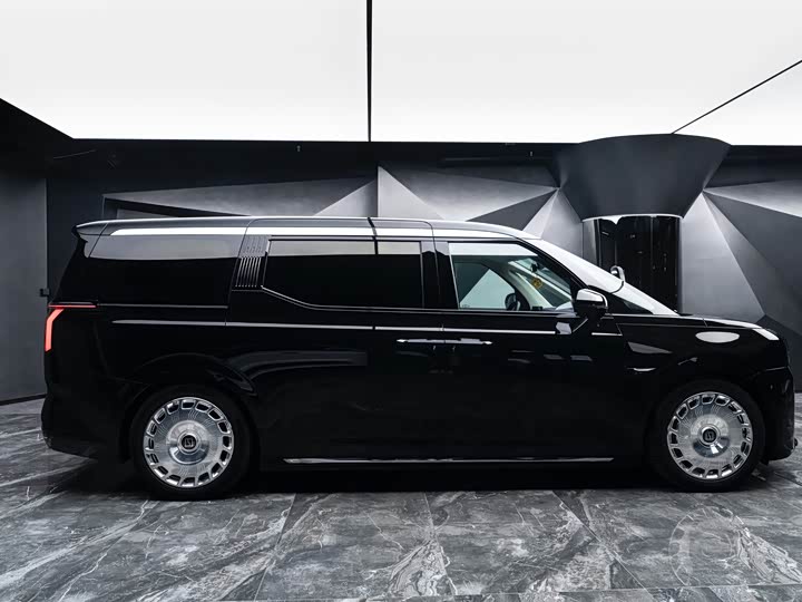 Фото 8 - Zeekr 009