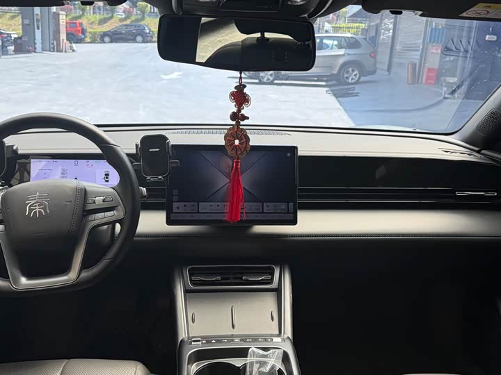 Фото 6 - BYD Qin L