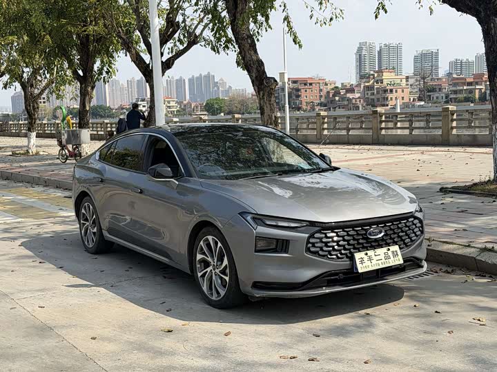 Photo 2 - Ford Mondeo