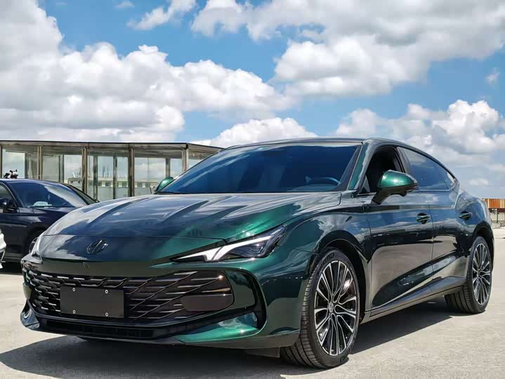 Фото 1 - MG Motor 7