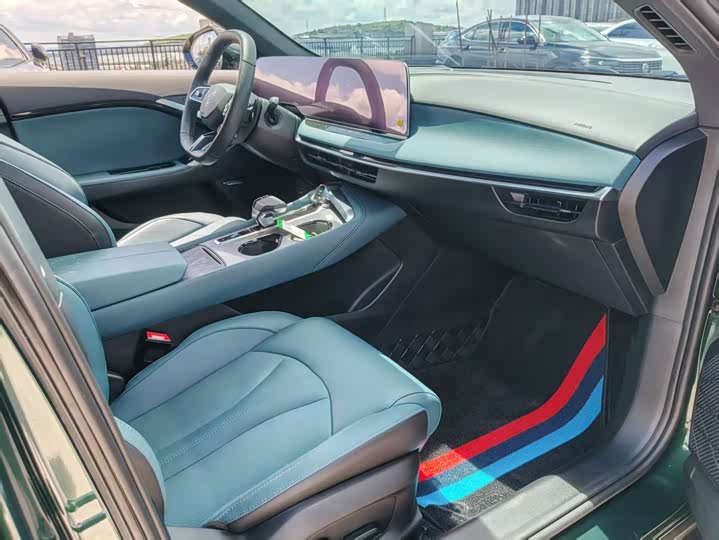 Фото 7 - MG Motor 7