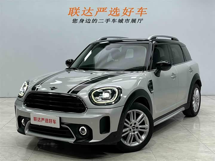 Photo 1 - Mini Countryman