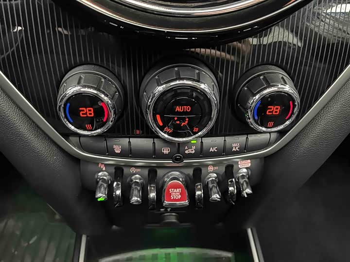 Photo 4 - Mini Countryman