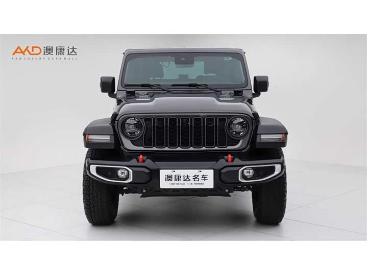 Photo 2 - Jeep Wrangler