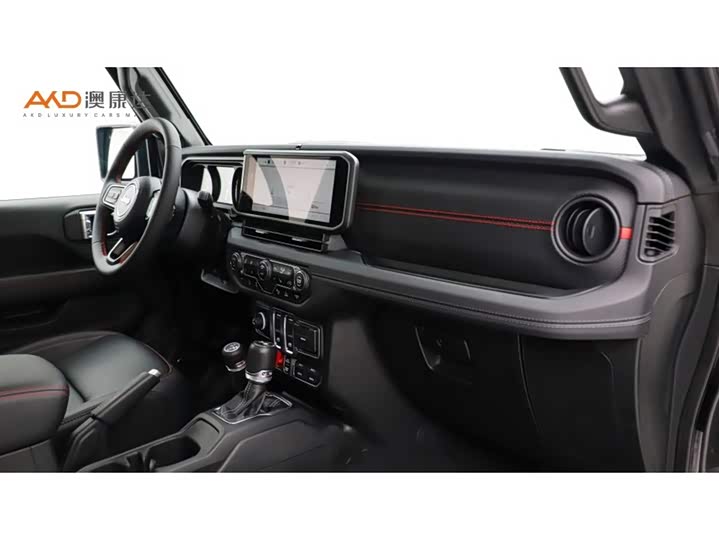 Photo 6 - Jeep Wrangler