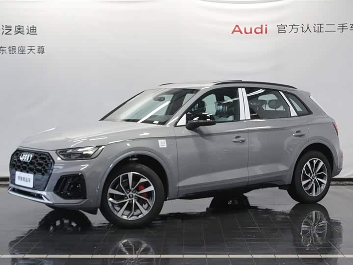 Фото 1 - Audi Q5L
