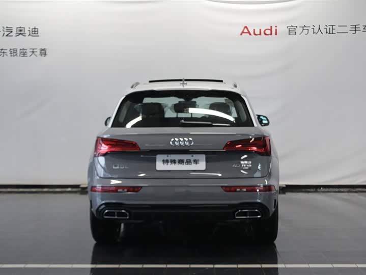 Фото 6 - Audi Q5L