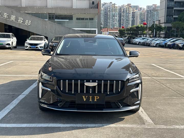 Фото 2 - Geely Preface L