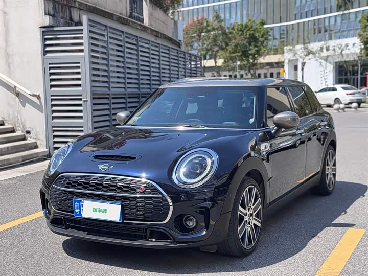 Фото 1 - Mini Clubman