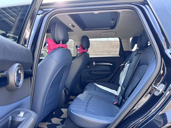 Фото 8 - Mini Clubman