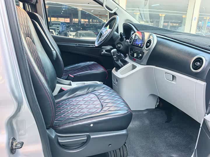 Фото 6 - JAC Refine M3