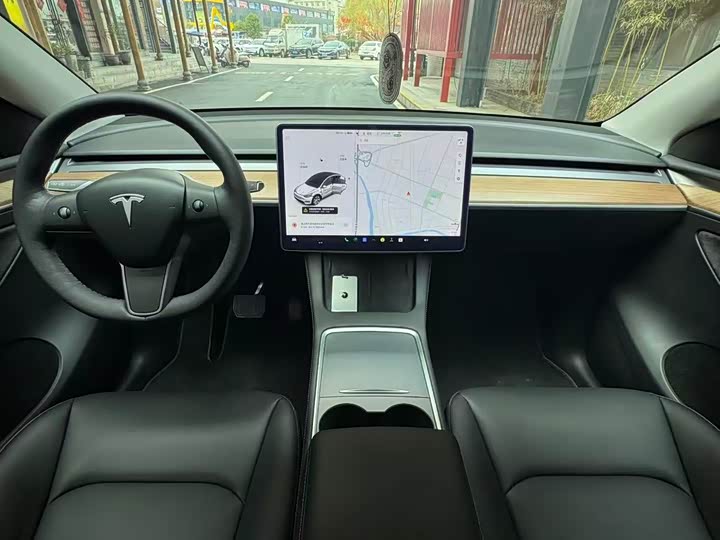 Фото 6 - Tesla Model Y