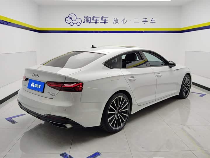 Фото 3 - Audi A5