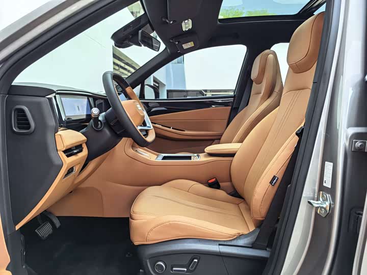 Фото 5 - Geely Galaxy L7