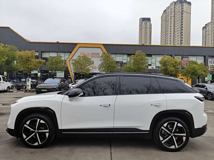 Фото 4 - Nio ES7