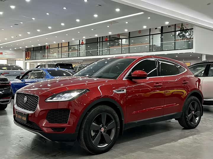 Фото 1 - Jaguar E-Pace