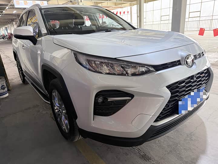 Фото 2 - Toyota Wildlander