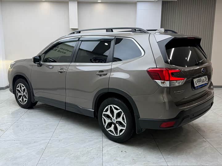 Photo 6 - Subaru Forester