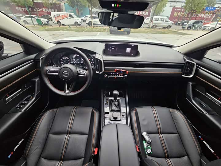 Photo 6 - Mazda CX-50