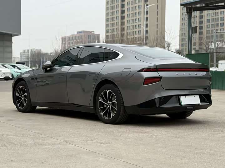 Фото 9 - XPeng P7