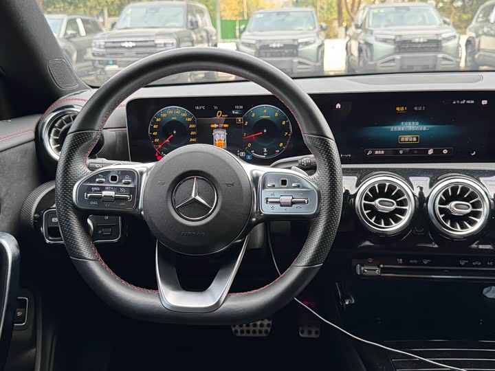 Photo 7 - Mercedes-Benz CLA-Class