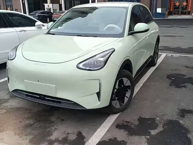 Фото 1 - Geely Galaxy Geome