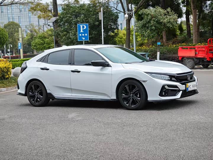 Фото 3 - Honda Civic