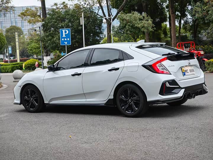 Фото 4 - Honda Civic