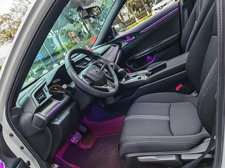 Фото 7 - Honda Civic