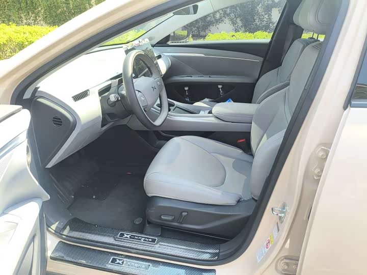 Фото 4 - XPeng Mona M03