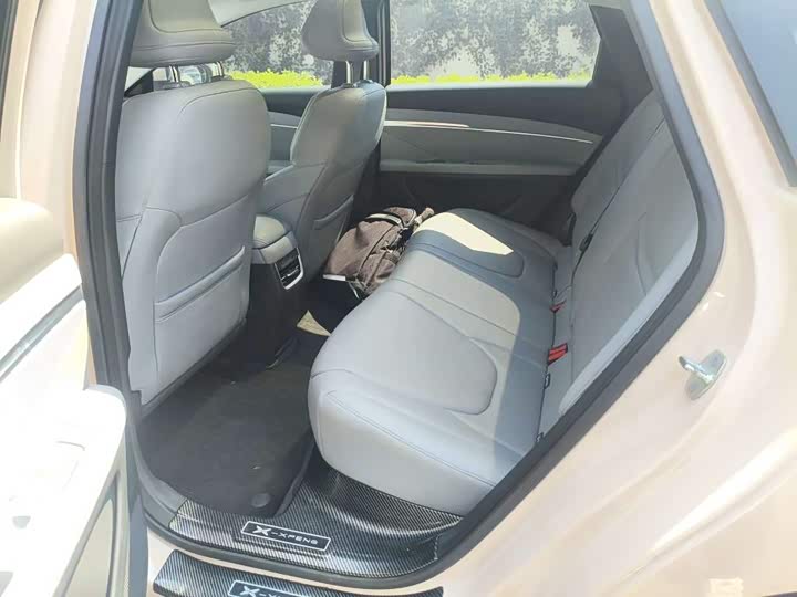 Фото 5 - XPeng Mona M03