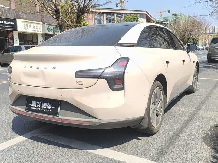 Фото 9 - XPeng Mona M03