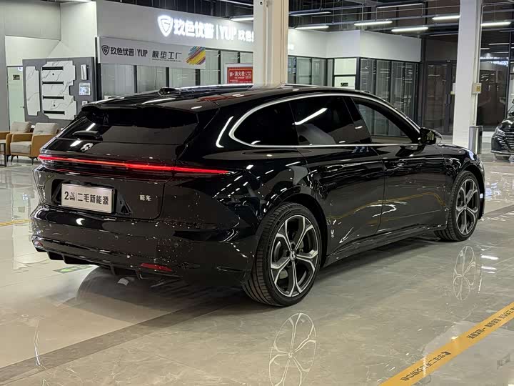 Фото 7 - Nio ET5T