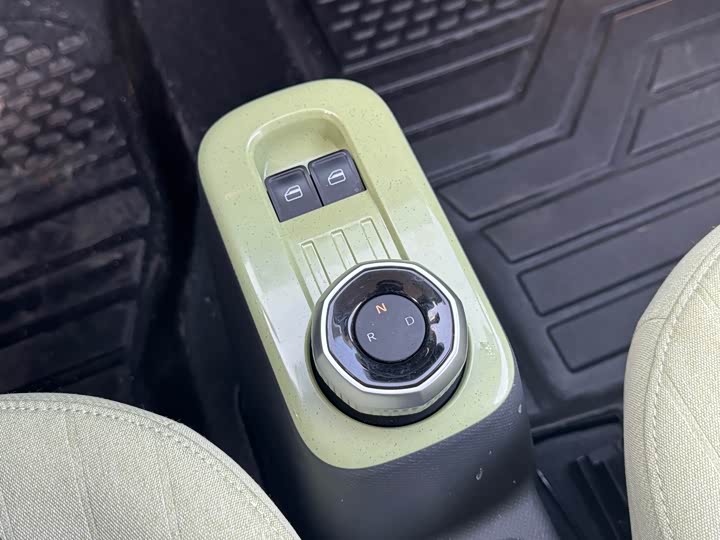 Photo 8 - Geely Galaxy Panda Mini