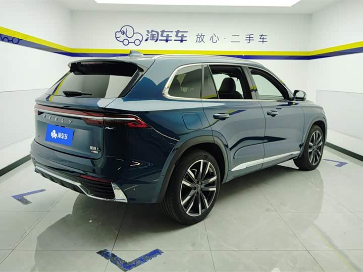 Фото 3 - Geely Monjaro