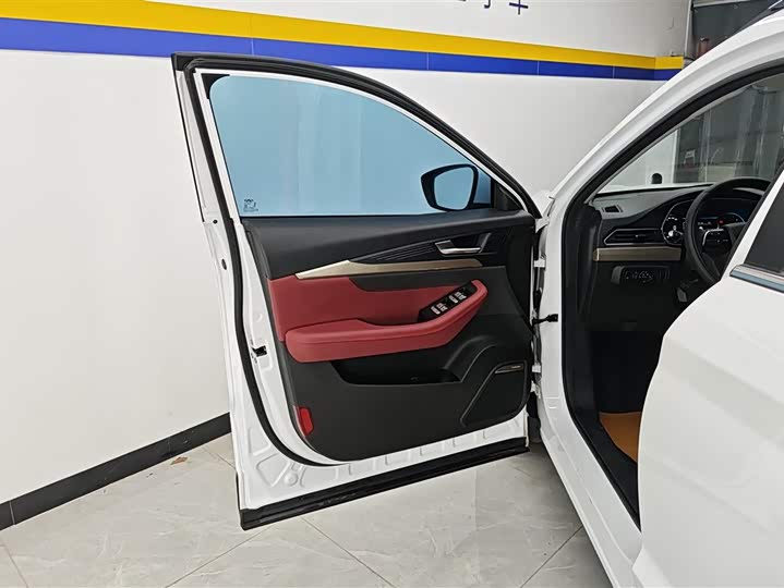 Photo 7 - Jetour X70